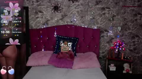 Carla naugthy  online show from December 31, 12:46 pm