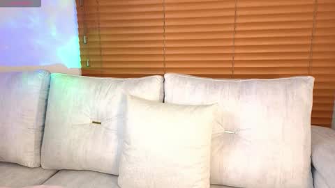 Snapshot of carlajaeger chatting on January 19, 7:23 am carla online show from January 19, 7:23 am