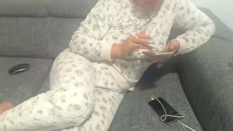 carlasweet00 online show from December 2, 12:09 am