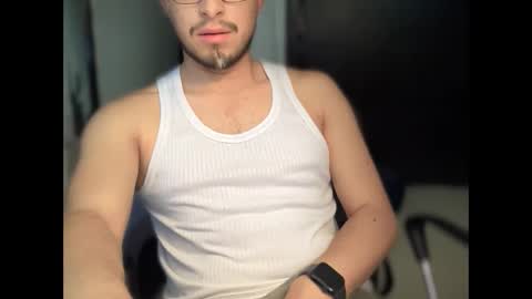 Snapshot of carlcarlinches4 chatting on December 26, 12:49 pm carlcarlinches4 online show from December 26, 12:49 pm