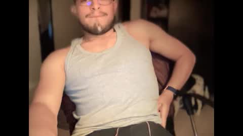 Snapshot of carlcarlinches4 chatting on February 20, 11:32 pm carlcarlinches4 online show from February 20, 11:32 pm