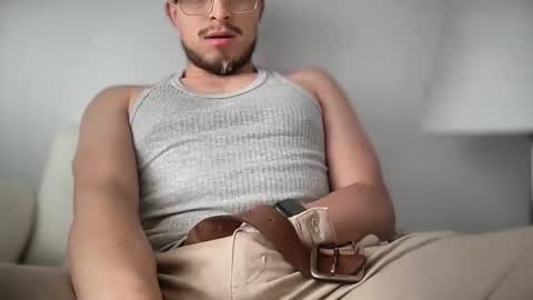 Snapshot of carlcarlinches4 chatting on October 20, 6:52 pm carlcarlinches4 online show from October 20, 6:52 pm