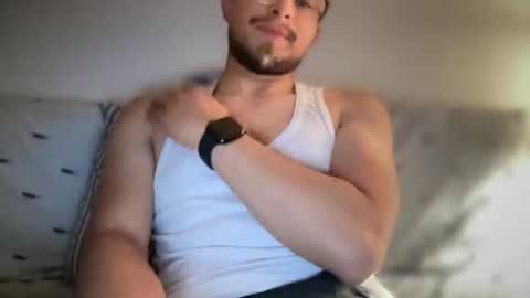 carlcarlinches4 online show from February 8, 4:49 am