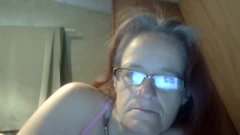 carleeswoman08 online show from May 11, 11:16 am