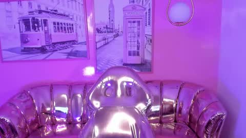 Snapshot of carlie_mayer chatting on January 24, 3:54 am CARLYE online show from January 24, 3:54 am