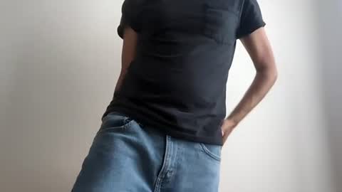 Snapshot of carlos_live_ chatting on June 29, 10:21 pm carlos_live_ online show from June 29, 10:21 pm