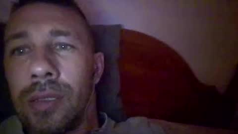 carloscadiz11 online show from October 27, 11:31 pm