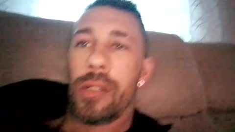 carloscadiz11 online show from November 21, 9:19 am