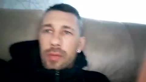 carloscadiz11 online show from November 22, 11:20 am