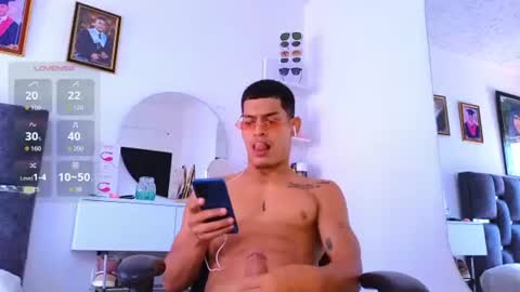 Snapshot of carloshero69 chatting on July 31, 4:28 pm carloshero69 online show from July 31, 4:28 pm