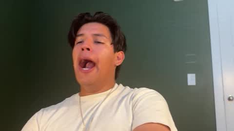 carlosjosecb2 online show from October 21, 3:46 pm