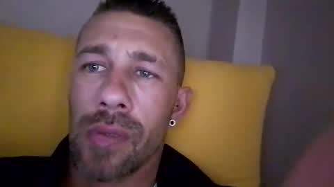 Snapshot of carlosrm440882 chatting on March 4, 3:40 pm carlosrm440882 online show from March 4, 3:40 pm