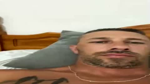 Snapshot of carlosrm440882 chatting on July 8, 9:52 pm carlosrm440882 online show from July 8, 9:52 pm