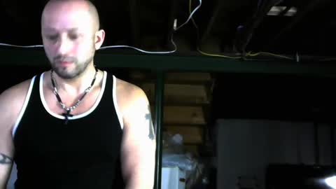 Snapshot of carltun1974 chatting on December 6, 2:06 pm Carl online show from December 6, 2:06 pm