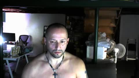 Snapshot of carltun1974 chatting on December 12, 8:47 am Carl online show from December 12, 8:47 am
