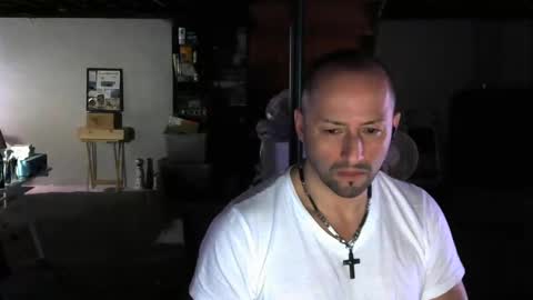 Snapshot of carltun1974 chatting on December 16, 9:03 am Carl online show from December 16, 9:03 am