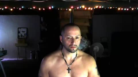 Snapshot of carltun1974 chatting on December 17, 7:18 am Carl online show from December 17, 7:18 am