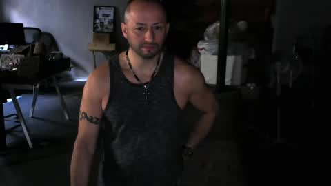 Snapshot of carltun1974 chatting on December 17, 2:33 pm Carl online show from December 17, 2:33 pm
