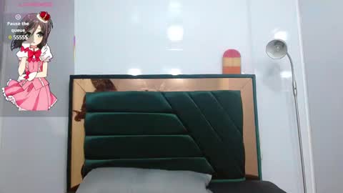 Snapshot of carly_milk chatting on March 10, 12:37 pm carly_milk online show from March 10, 12:37 pm