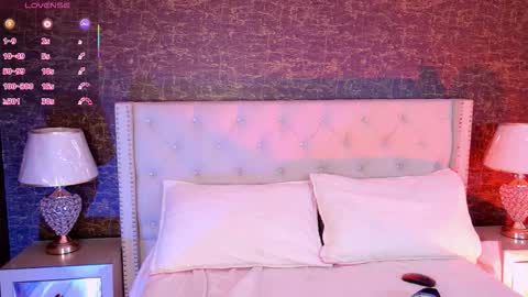 Carly Monroe  online show from November 7, 10:04 am