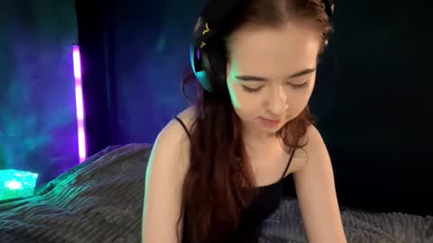 Snapshot of carmellacarrico chatting on October 21, 3:13 pm Rin online show from October 21, 3:13 pm