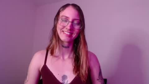 carmennrusso online show from December 22, 12:51 am