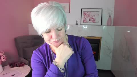 Carmen online show from January 28, 8:47 pm