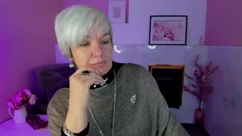 Carmen online show from October 6, 9:12 pm