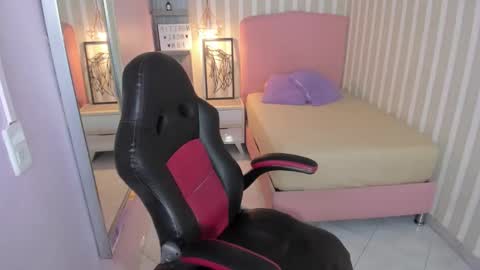 Snapshot of carmilla13 chatting on March 5, 7:21 pm CARMILA online show from March 5, 7:21 pm