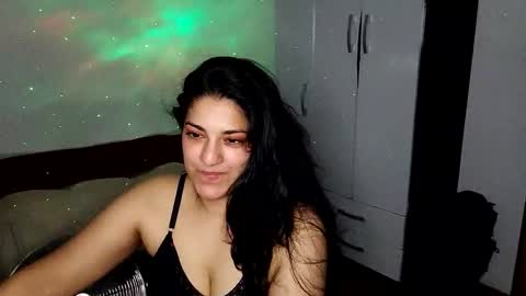 Snapshot of carmincarmenere chatting on January 13, 11:10 pm CarminCe online show from January 13, 11:10 pm