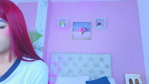 Snapshot of caro_lovings chatting on July 7, 3:31 am caro_lovings online show from July 7, 3:31 am