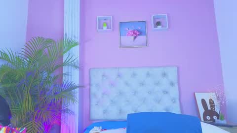 Snapshot of caro_lovings chatting on July 12, 3:41 am caro_lovings online show from July 12, 3:41 am