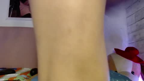 Snapshot of caro_milf_ chatting on February 7, 1:36 am Caro milf  online show from February 7, 1:36 am