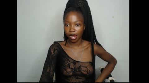 caroline online show from April 23, 11:09 am