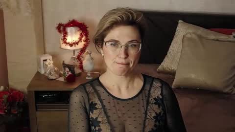 CaroJhones online show from January 10, 1:52 pm