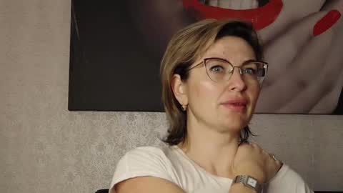 CaroJhones online show from February 10, 4:08 am