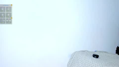 Snapshot of carol100597 chatting on November 29, 3:53 am karol online show from November 29, 3:53 am