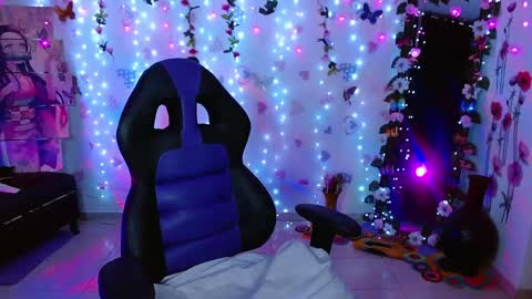 Carolina online show from April 21, 2:51 am