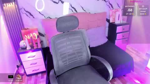 Sofi online show from February 4, 10:36 pm