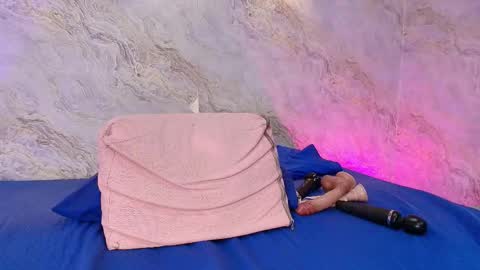 Carol online show from September 19, 7:25 pm