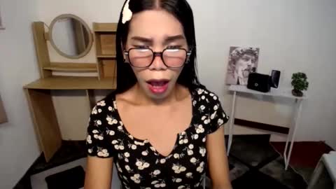 Carolina online show from December 12, 3:43 am