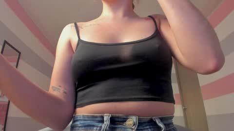 Snapshot of carol_pinter chatting on December 29, 1:06 pm Carol  online show from December 29, 1:06 pm