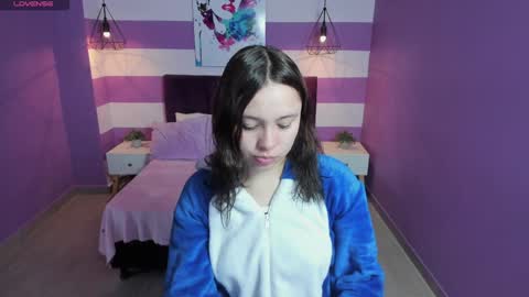 Snapshot of carol_pinter chatting on January 7, 4:08 am Carol  online show from January 7, 4:08 am