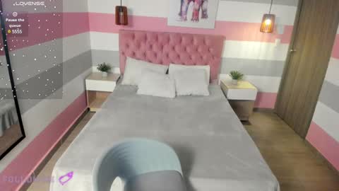 Snapshot of carol_pinter chatting on January 14, 12:14 pm Carol  online show from January 14, 12:14 pm