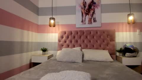 Snapshot of carol_pinter chatting on February 18, 3:21 pm Carol  online show from February 18, 3:21 pm