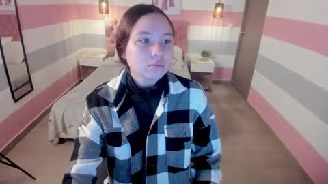 Snapshot of carol_pinter chatting on March 4, 12:12 pm Carol  online show from March 4, 12:12 pm