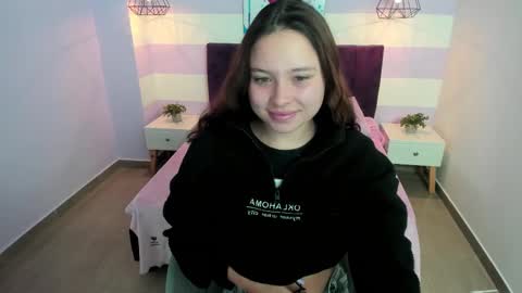 Snapshot of carol_pinter chatting on March 11, 4:10 am Carol  online show from March 11, 4:10 am