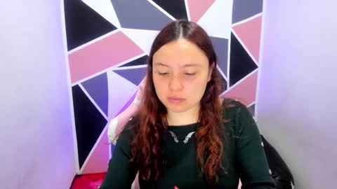 Snapshot of carol_pinter chatting on October 20, 5:24 pm Carol  online show from October 20, 5:24 pm