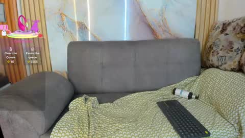 CAROLINA  online show from April 21, 2:51 am