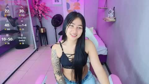 Snapshot of carolina_cherry chatting on April 29, 12:42 pm CAROLINA. online show from April 29, 12:42 pm